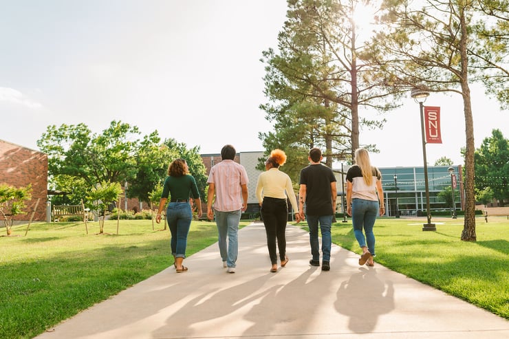 Students walking on SNU campus